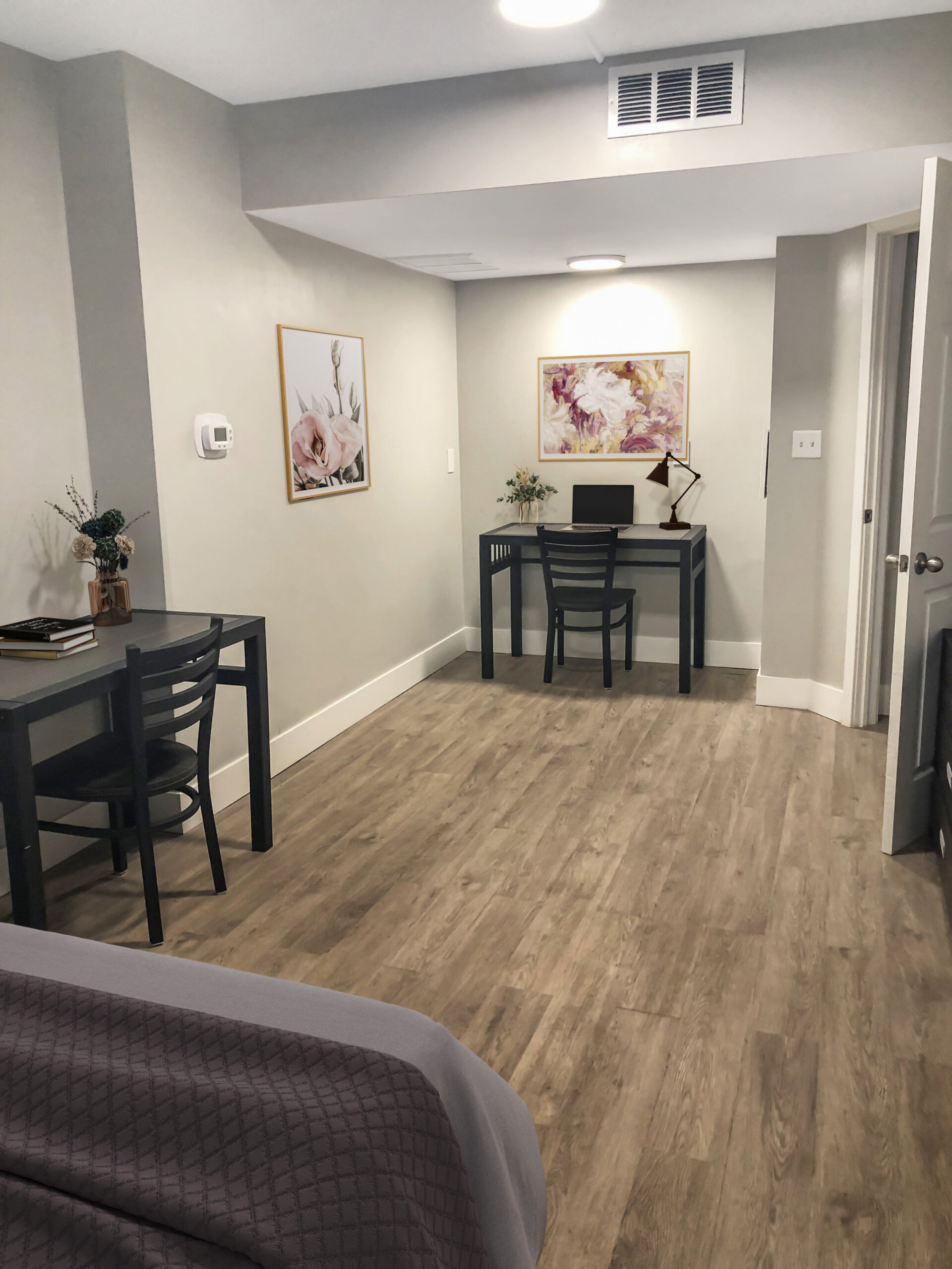 spacious townhome bedroom two study desks